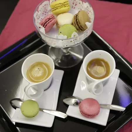 Alojamento de Acomodação e Pequeno-almoço Live09 Design Pisa