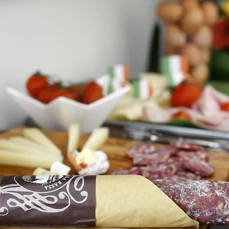 Alojamento de Acomodação e Pequeno-almoço Live09 Design Pisa